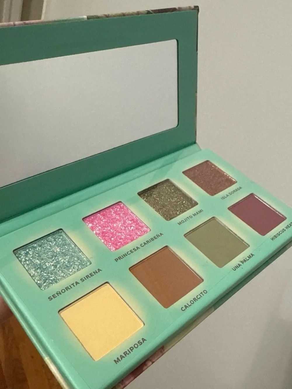 Alamar Cosmetics Princesa Del Caribe Eyeshadow Palette - Pink Floral